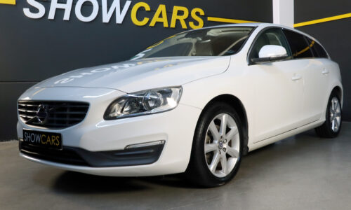 VOLVO V60 2.0 D3 Momentum Auto de ocasión en Show Cars