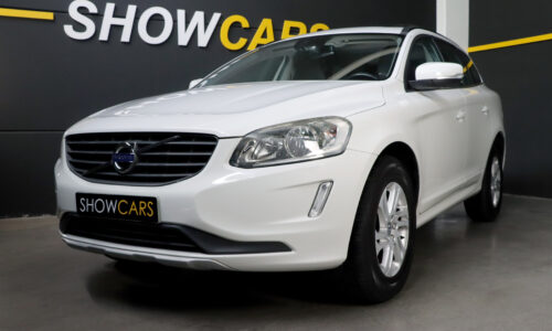VOLVO XC60 2.0 D3 Momentum Auto de ocasión en Show Cars