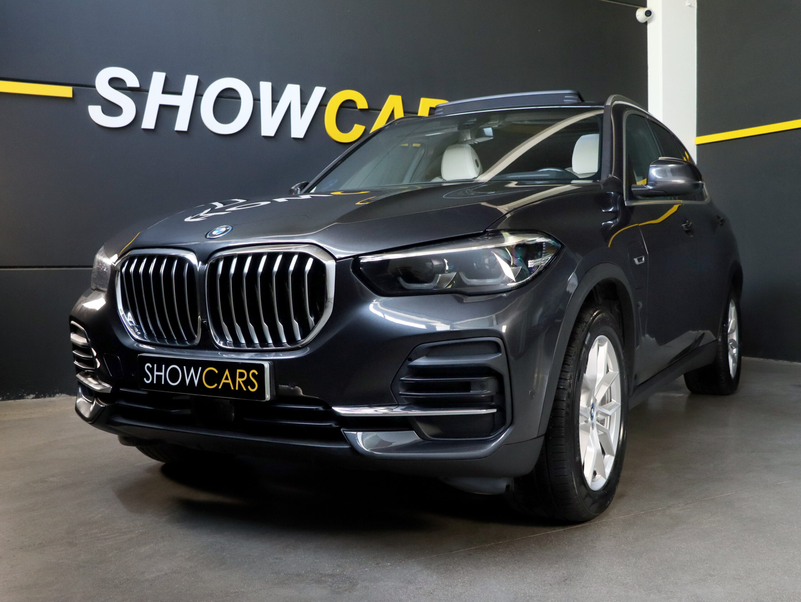 1 Fotografía del BmwX5xDrive45e de segunda mano en Show Cars