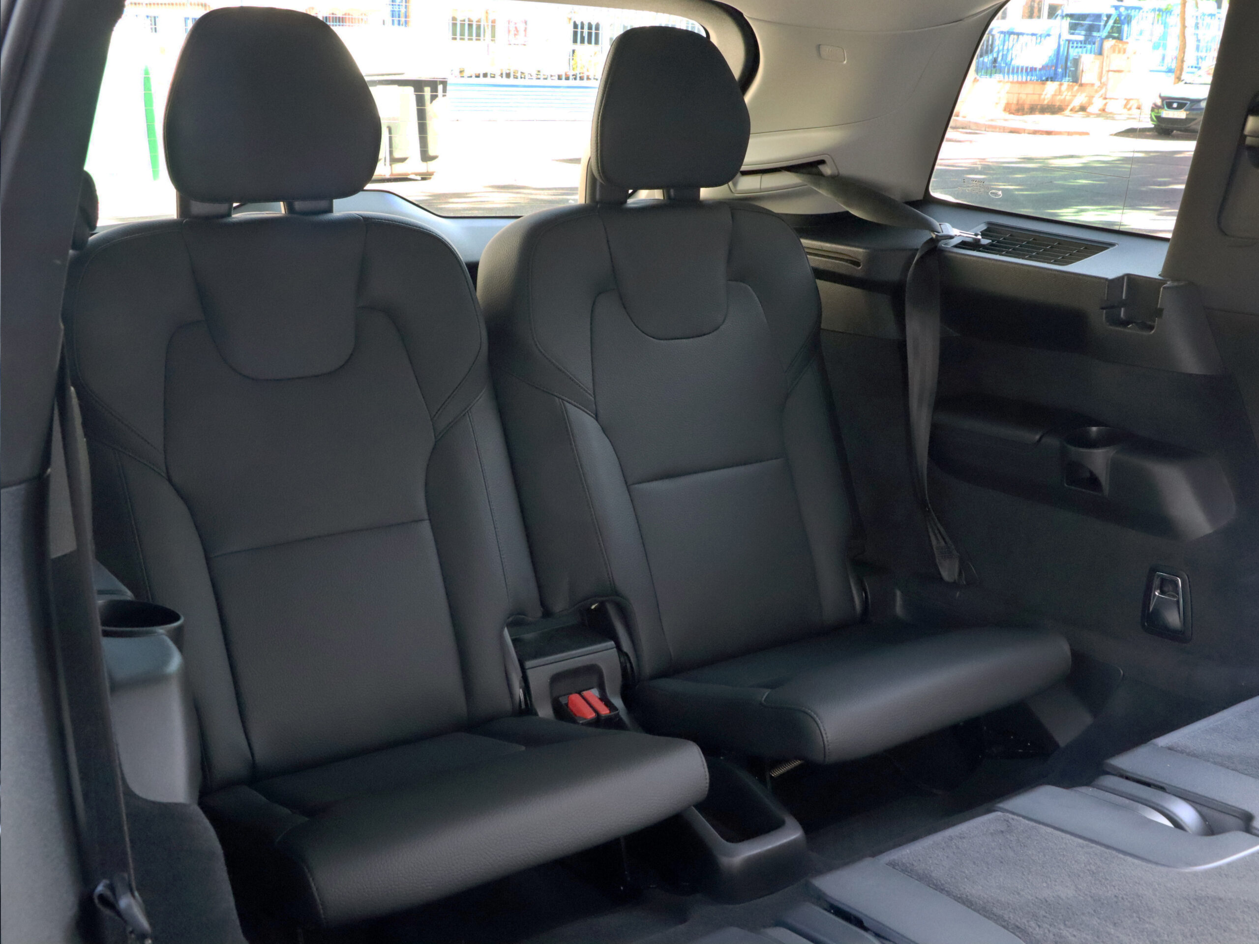 15 Fotografía del VolvoXC902.0 B5 D AWD Plus Dark Auto de segunda mano en Show Cars