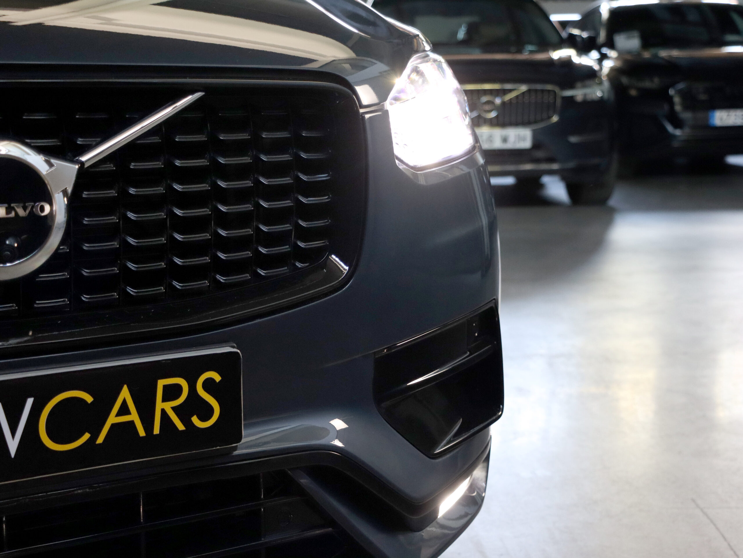34 Fotografía del VolvoXC902.0 B5 D AWD Plus Dark Auto de segunda mano en Show Cars