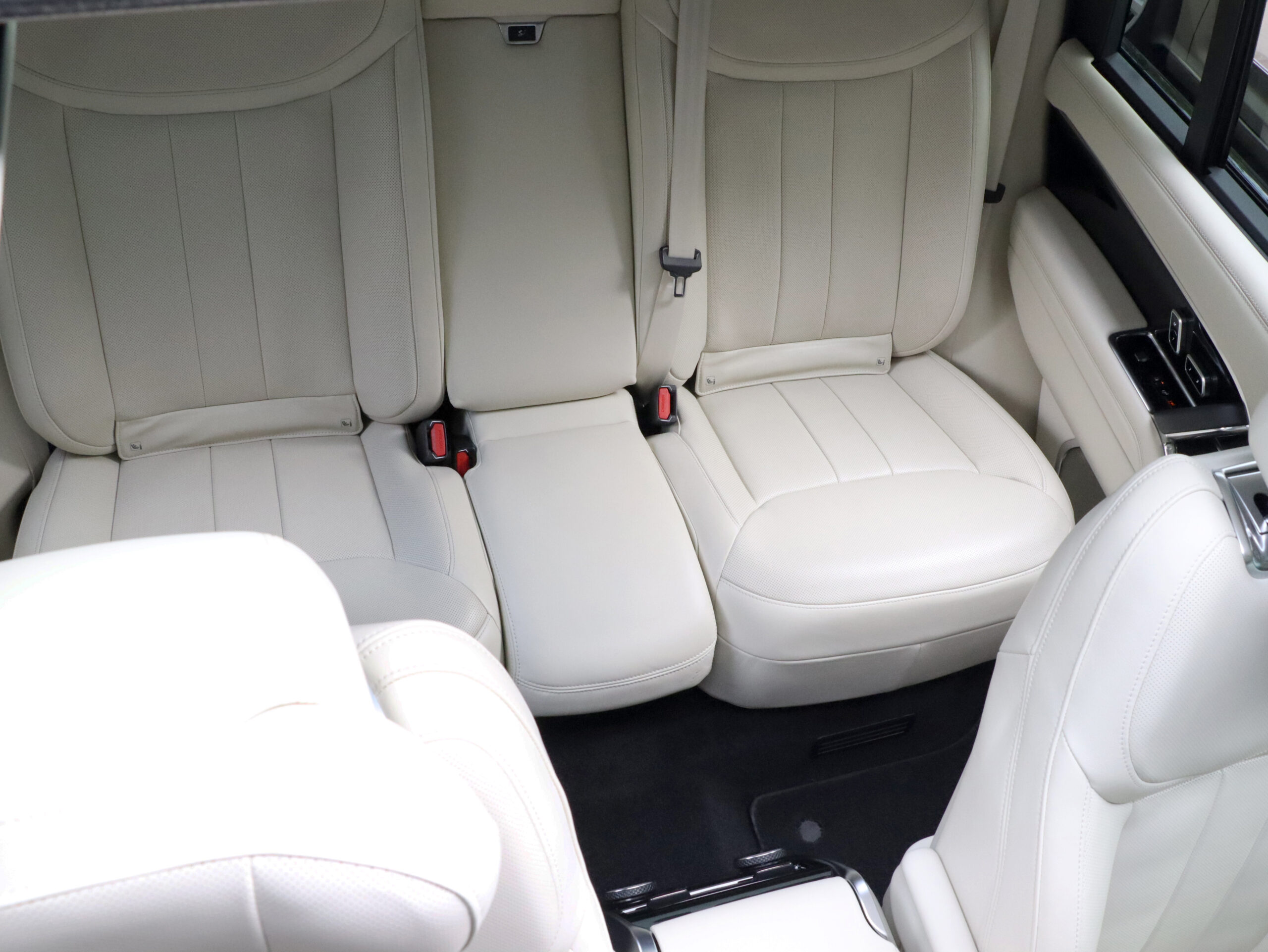 6 Fotografía del Land RoverRange Rover3.0D I6 350 CV MHEV Auto Autobiography de segunda mano en Show Cars