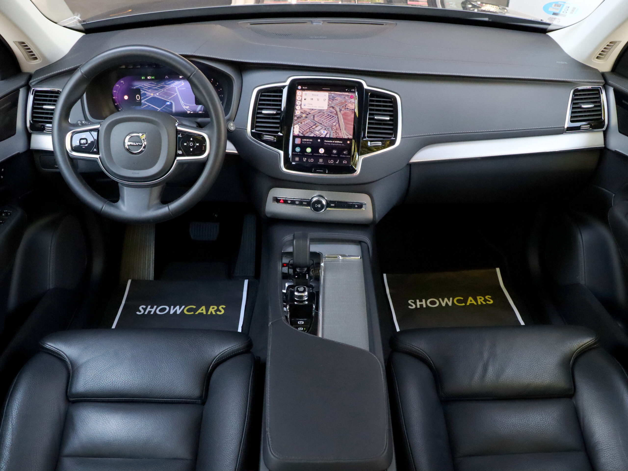8 Fotografía del VolvoXC902.0 B5 D AWD Plus Dark Auto de segunda mano en Show Cars