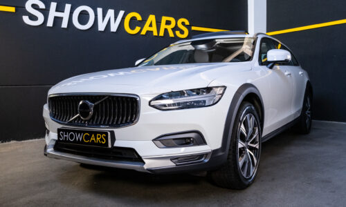 VOLVO V90 Cross Country 2.0 B5 D Pro AWD Auto de ocasión en Show Cars