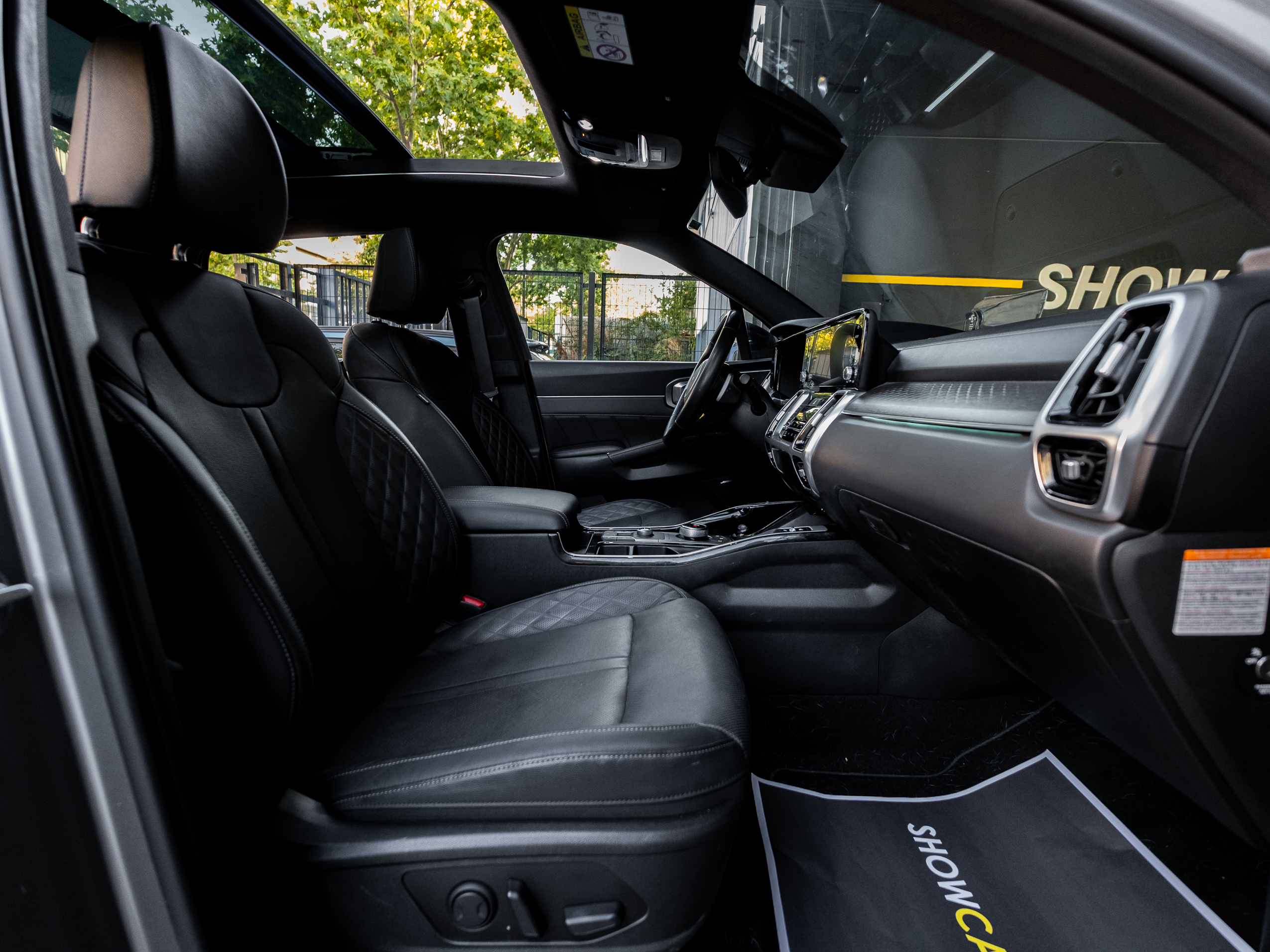 18 Fotografía del KiaSorento1.6 TGDi HEV Black Edition 4x4 7pl de segunda mano en Show Cars